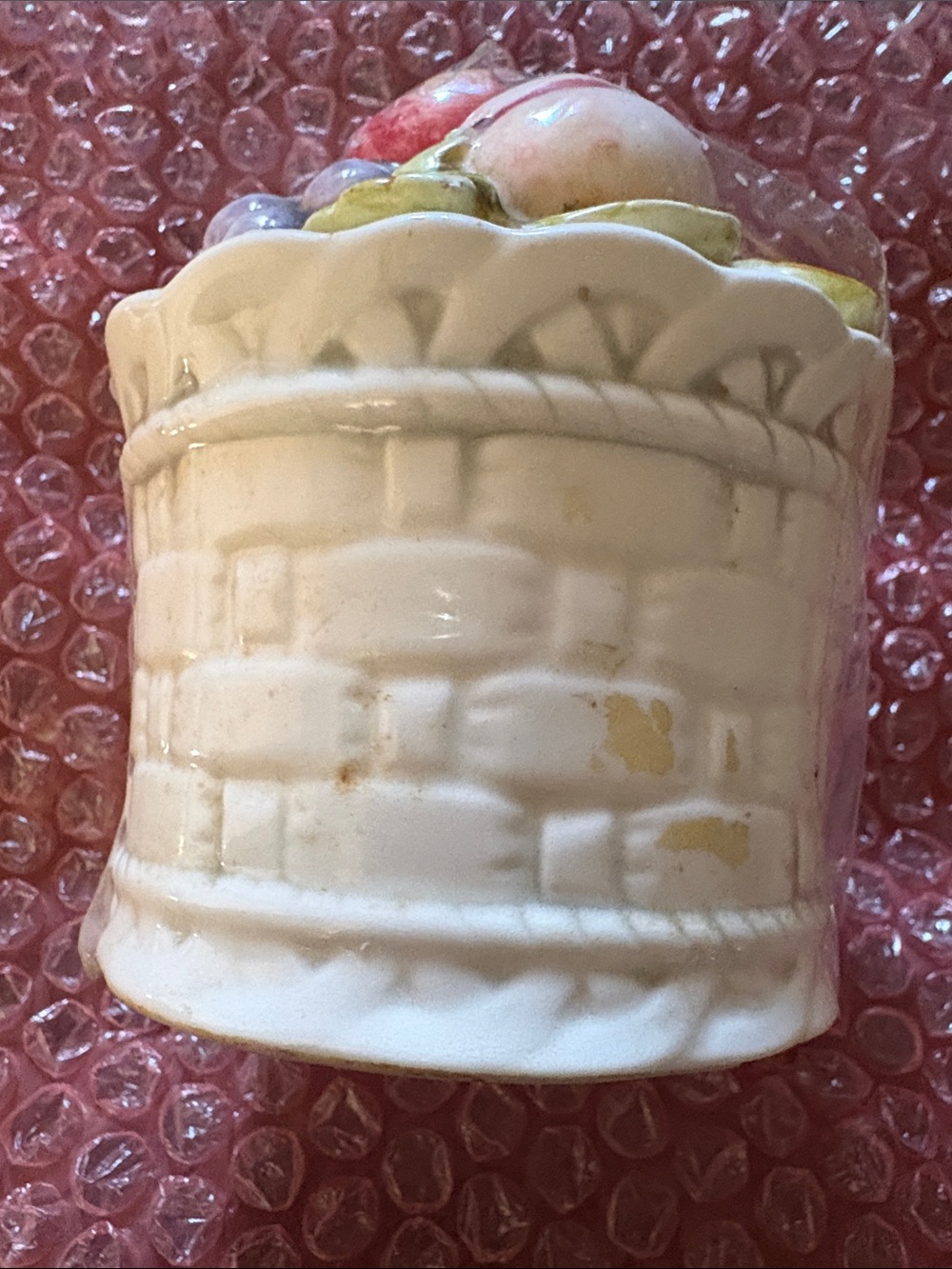 VINT RARE HONEYPorcelain Fruit Basket Figurine - White with Pastel Fruit